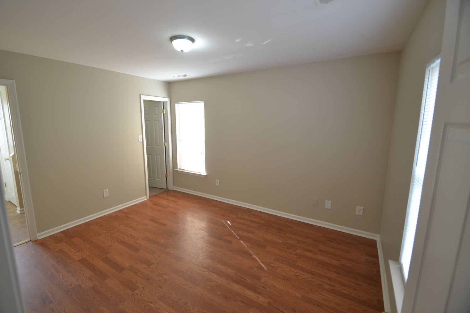1046 Brianna Way photo 4
