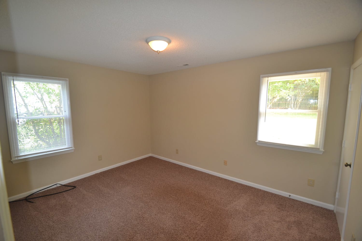 3518 Oxford Hill Ct photo 5