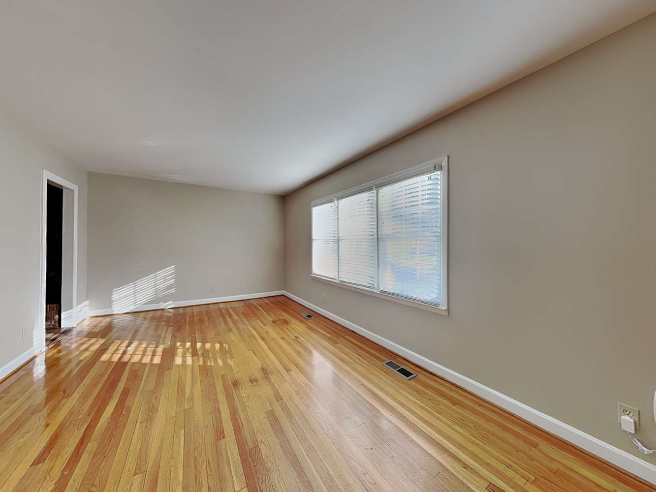 4806 Vickrey Chapel Rd N photo 3