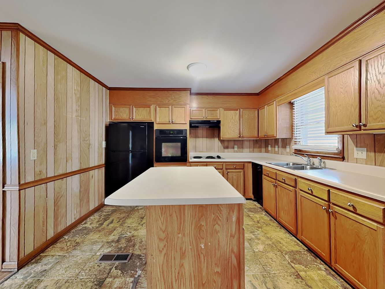 4806 Vickrey Chapel Rd N photo 4