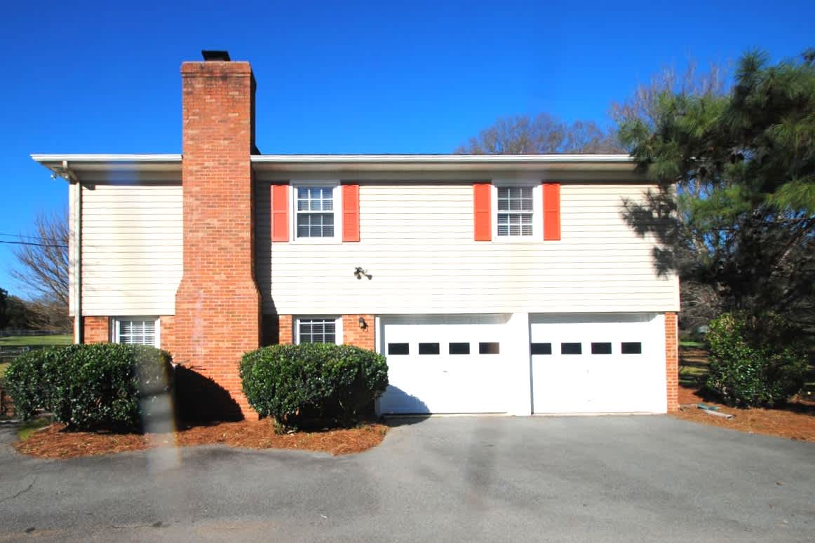6413 Lebanon Rd photo 2