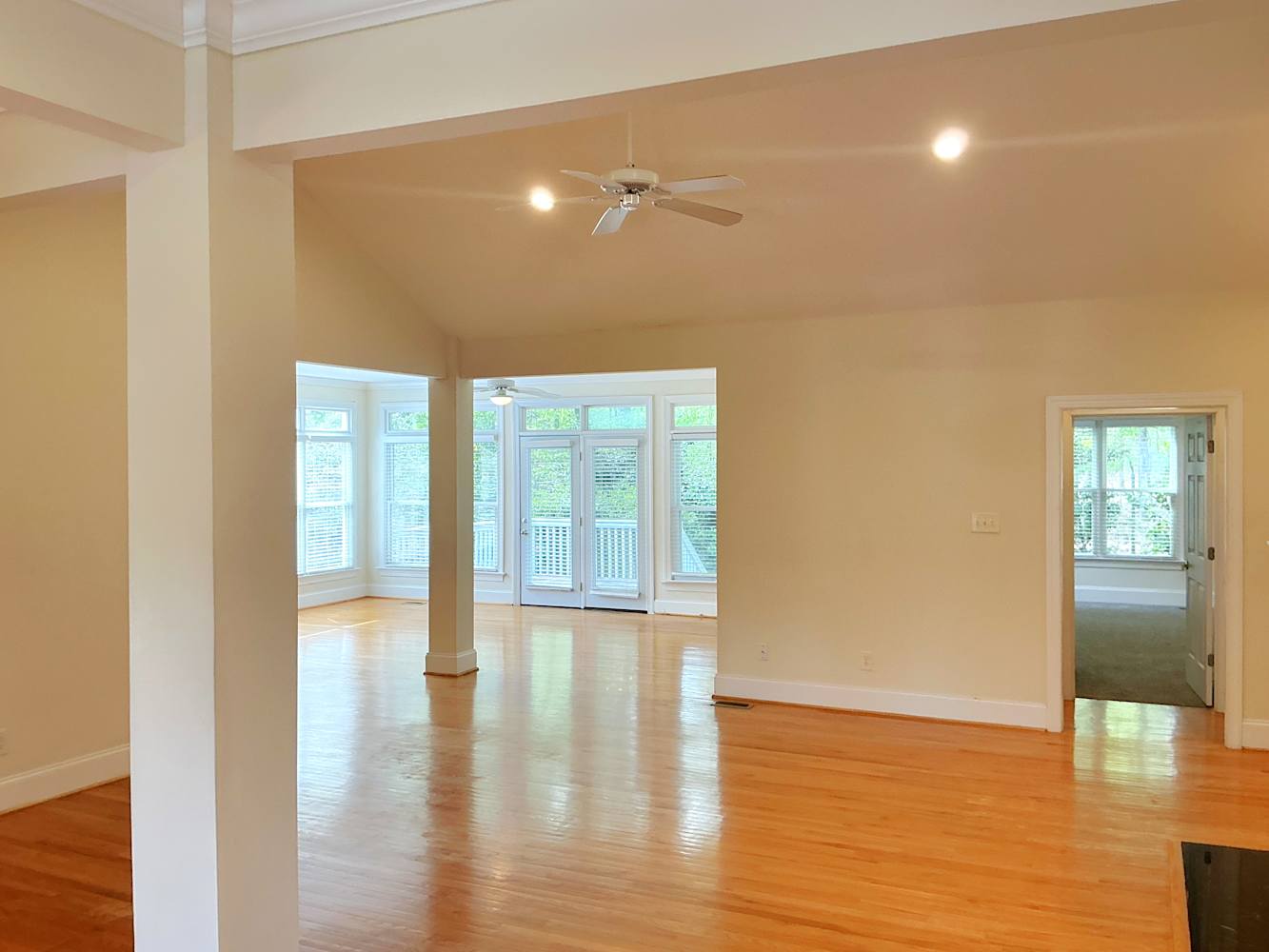 1208 Champions Pointe Dr photo 3
