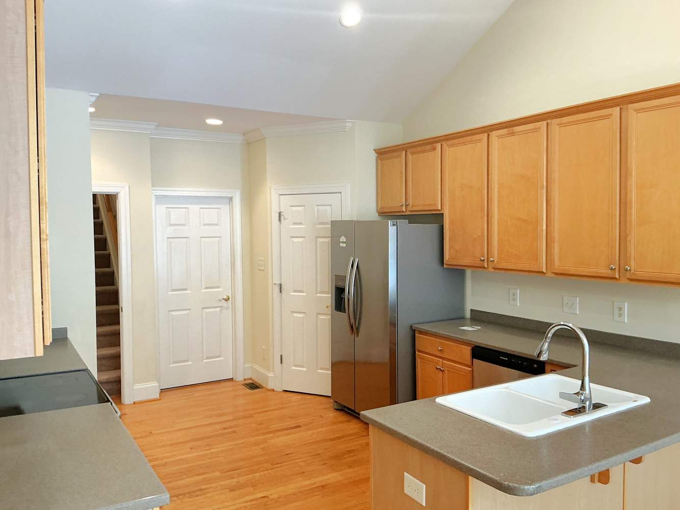 1208 Champions Pointe Dr photo 4