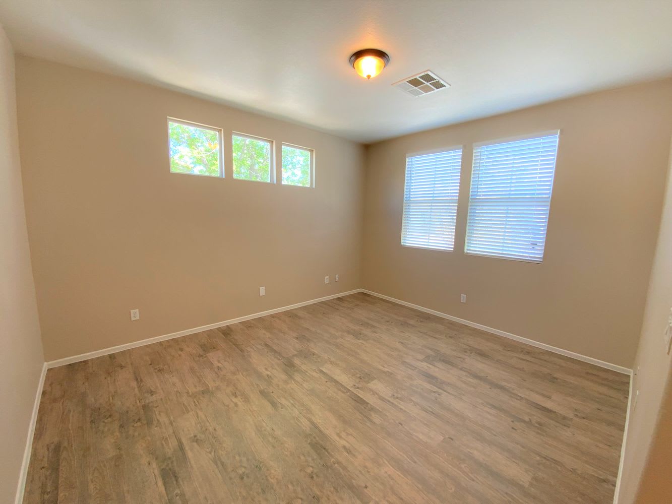 9336 Thunder Falls Ct photo 3