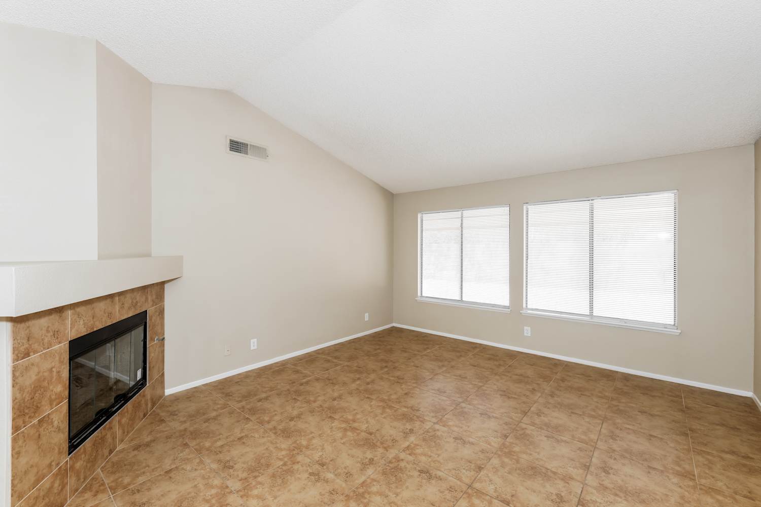 90 Megan Dr photo 5