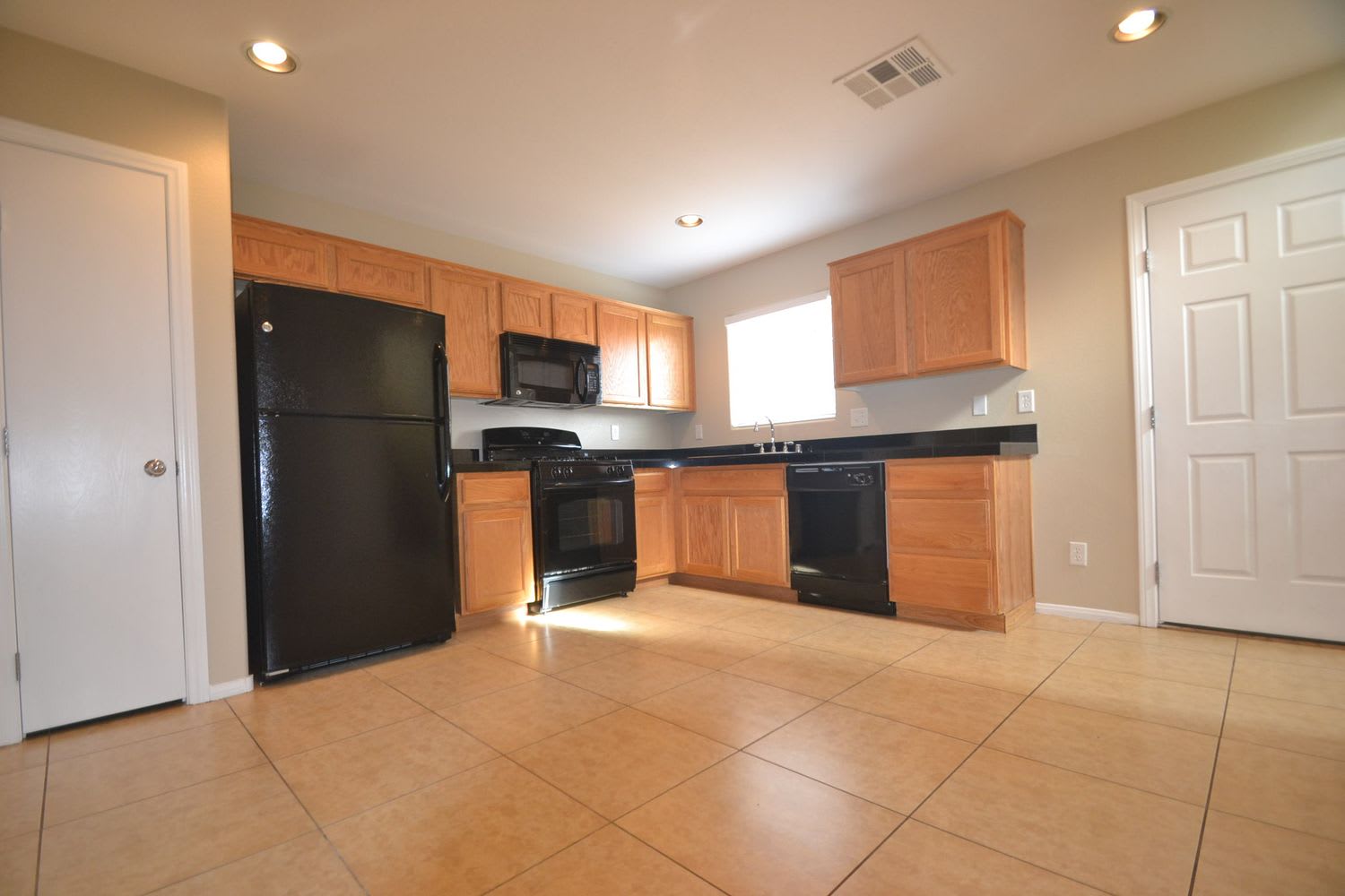 6098 Aripeka St photo 4