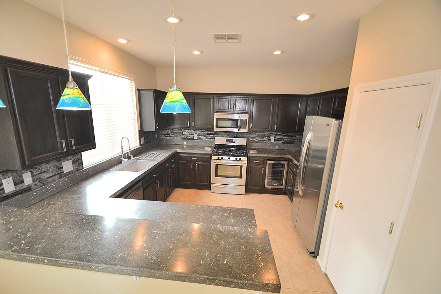 9151 Clear Sky Ave photo 3