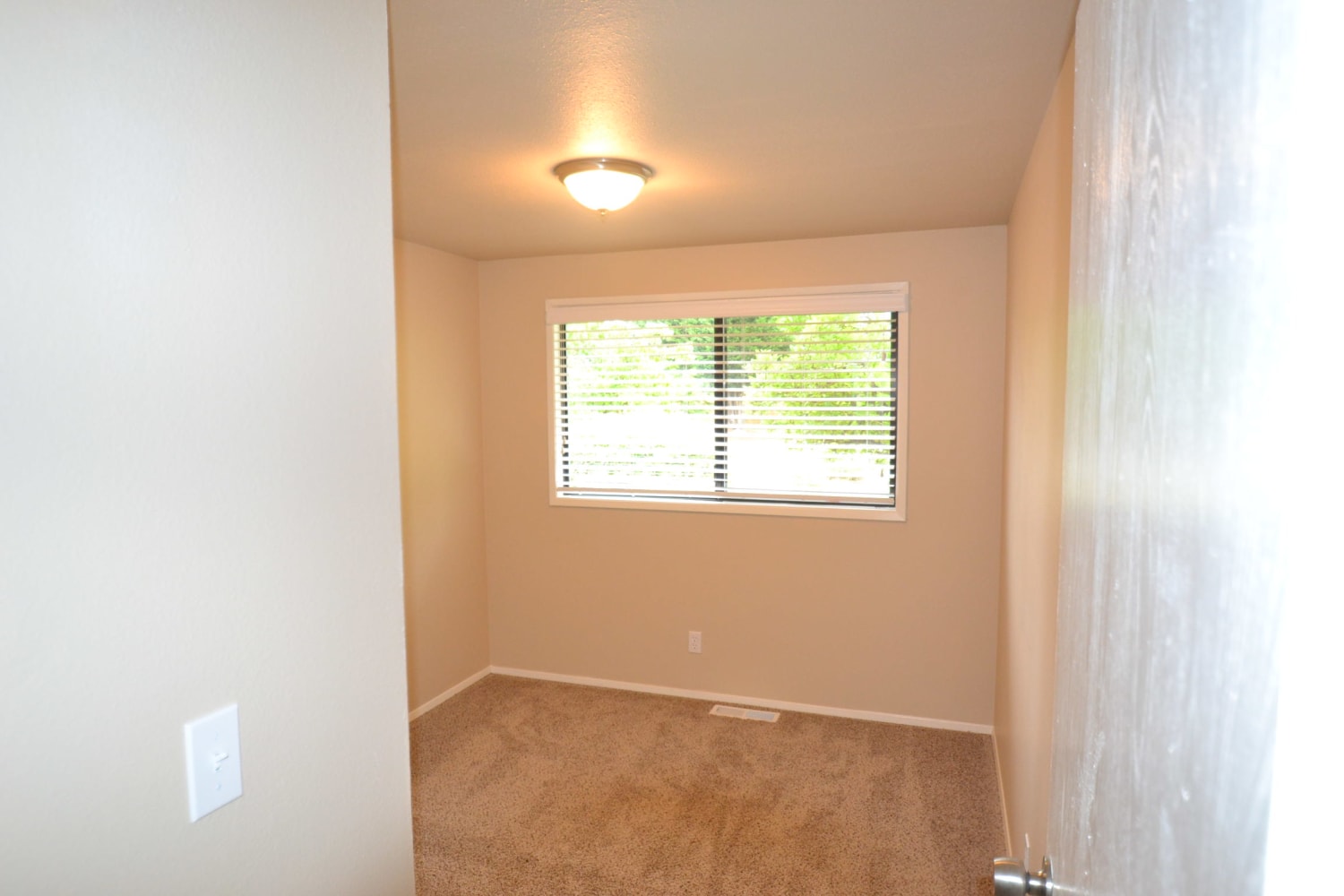 13228 60th Dr SE photo 5