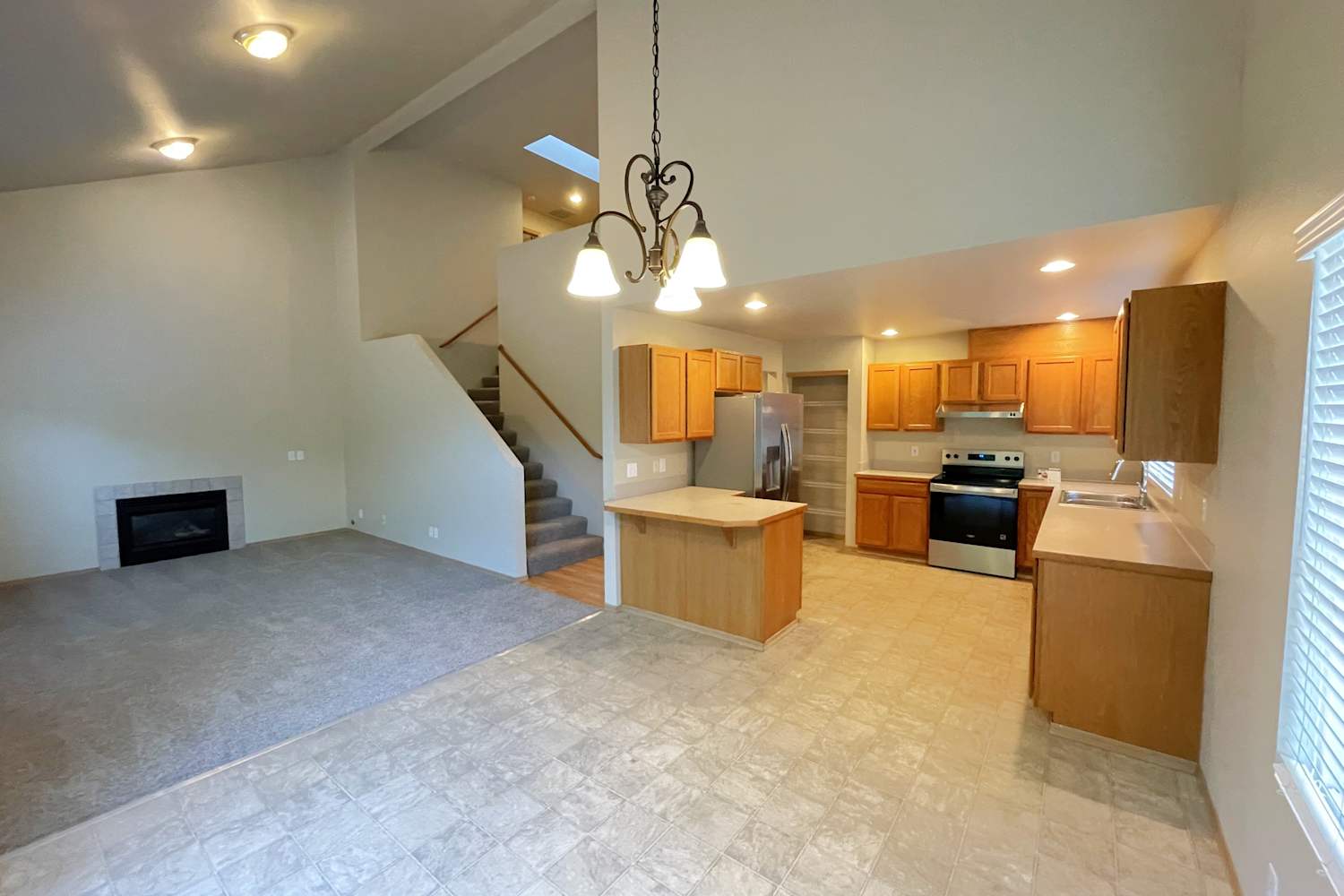 126 Forest Ct photo 3