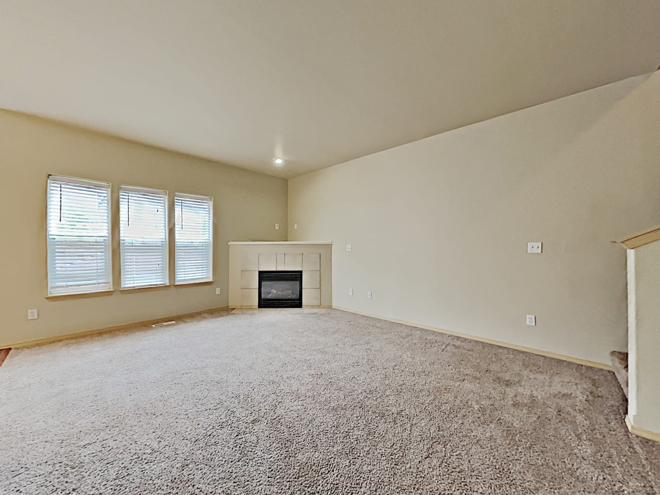 7526 89th Pl NE photo 5