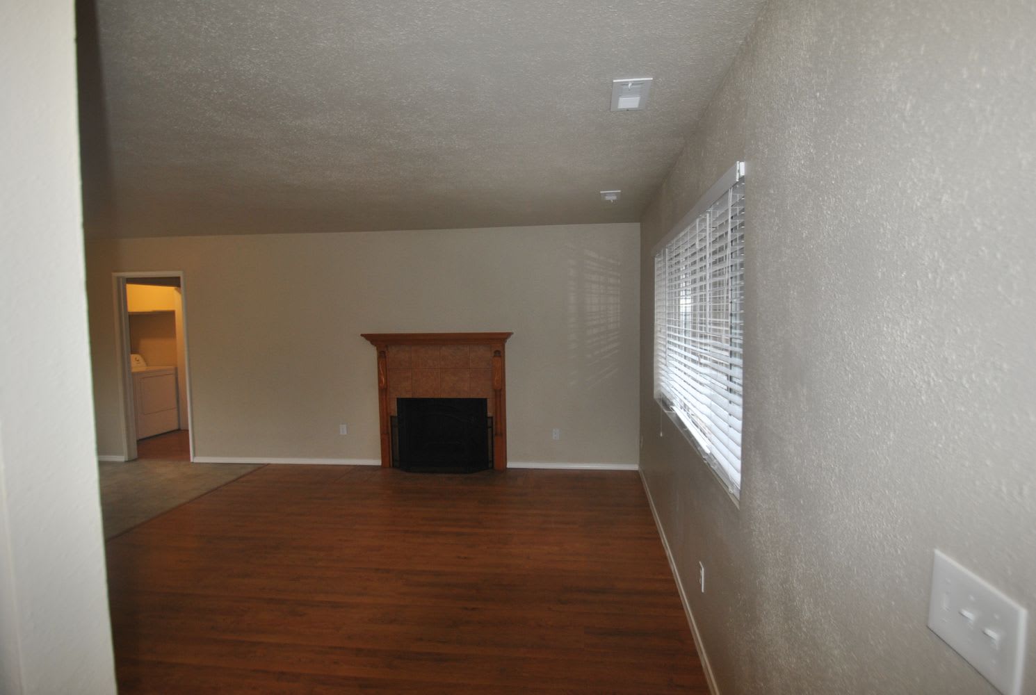 18702 SE 265th St photo 2