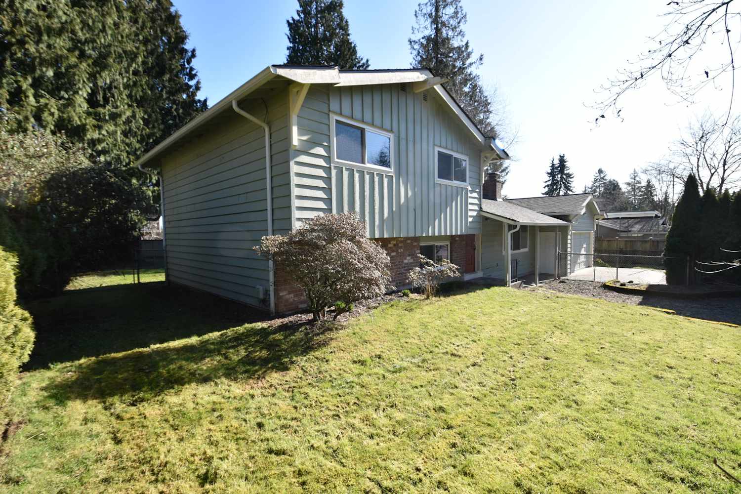 19423 1st Ave SE photo 2