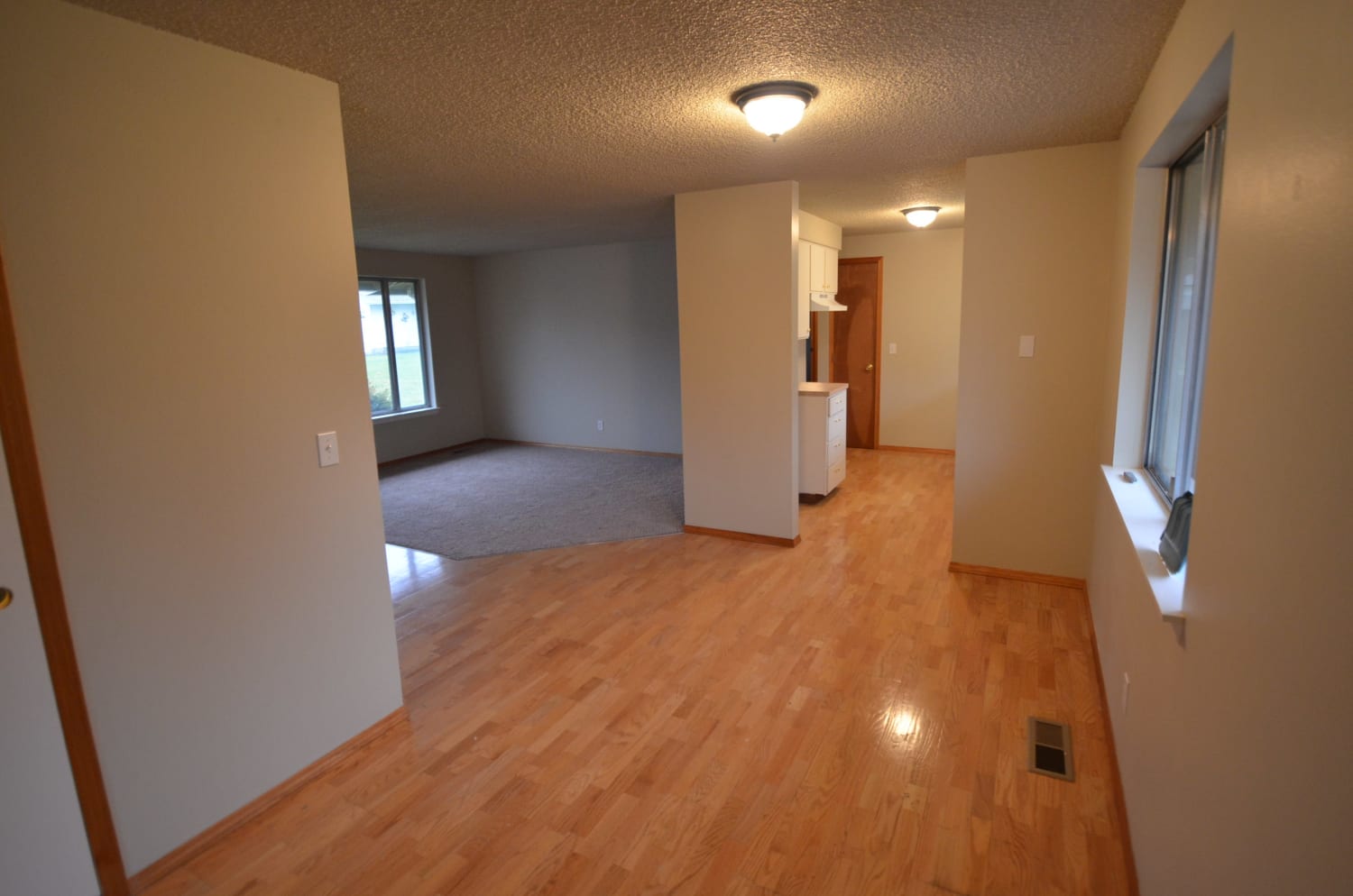 1709 Dogwood Dr SE photo 5