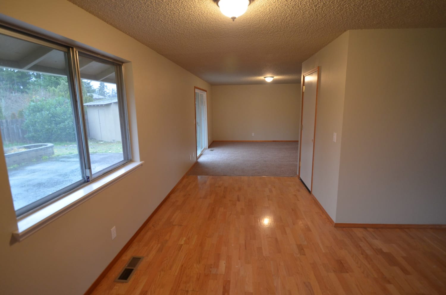 1709 Dogwood Dr SE photo 4