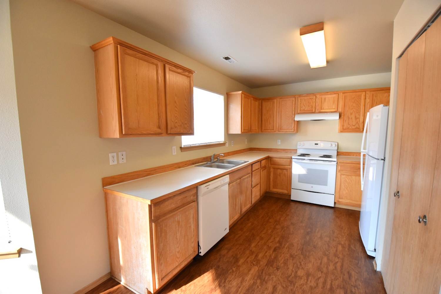 1220 202nd Street Ct E photo 5