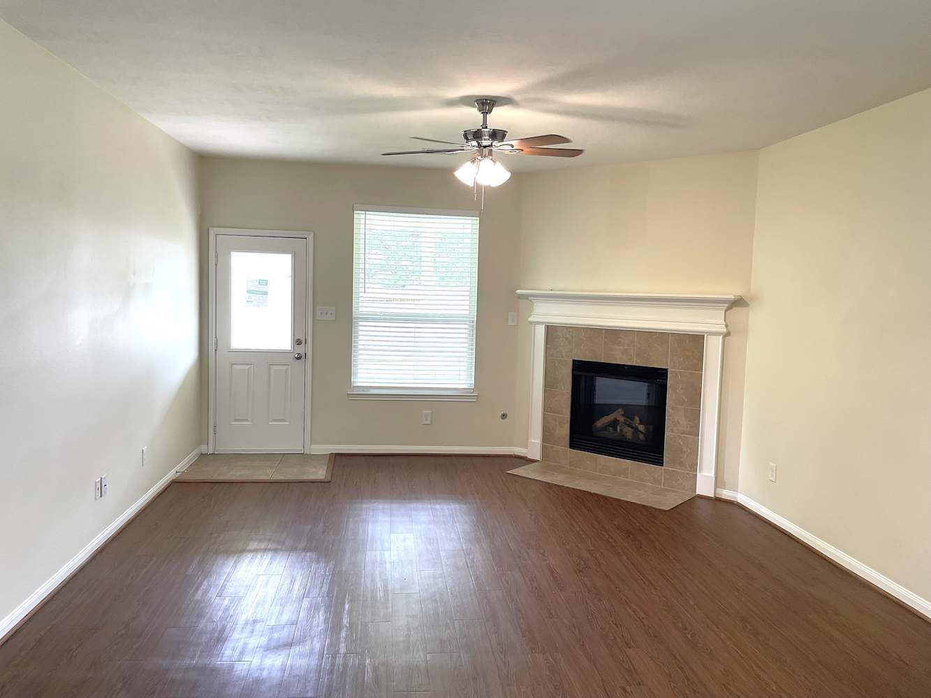 30607 Gardenia Trace Dr photo 2