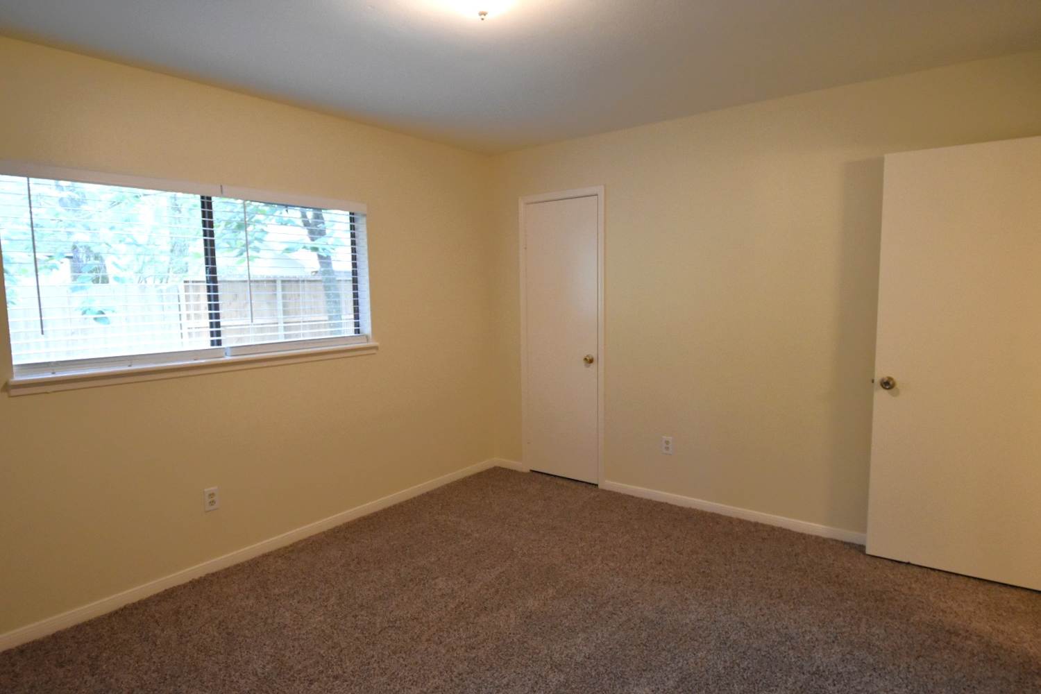 30 S High Oaks Cir photo 5