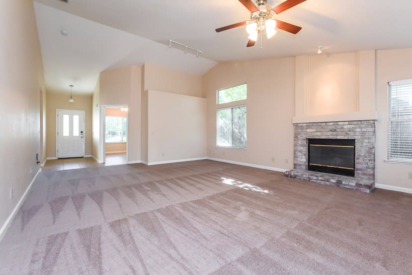 8441 Solitude Ct photo 2