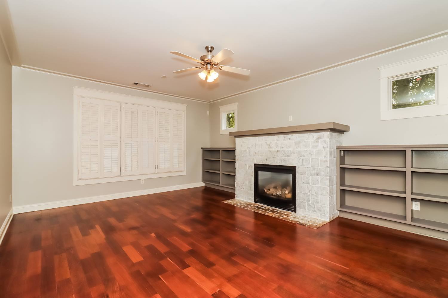 3132 Cunningham Ln photo 5
