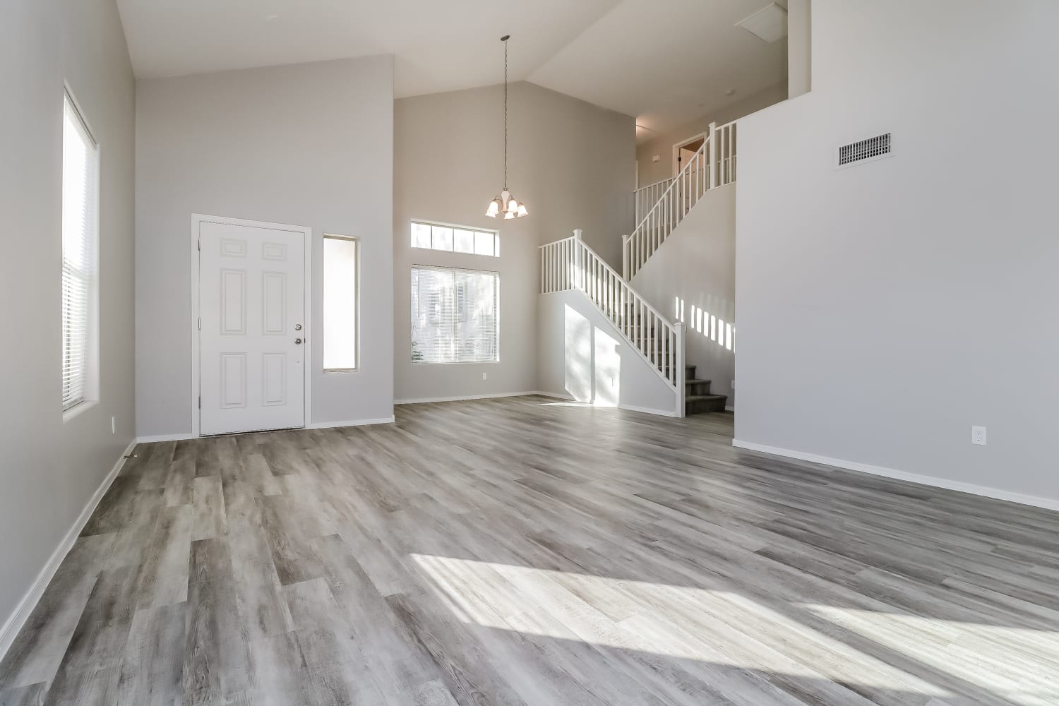 25842 W Gibson Ln photo 3