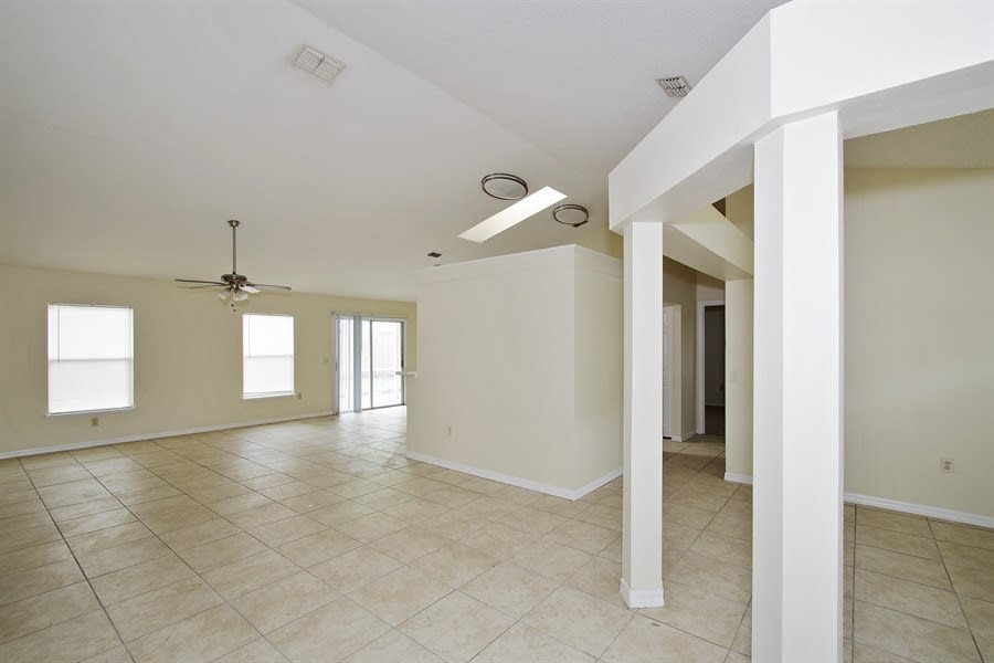 3214 Glenmeadow Ter photo 3