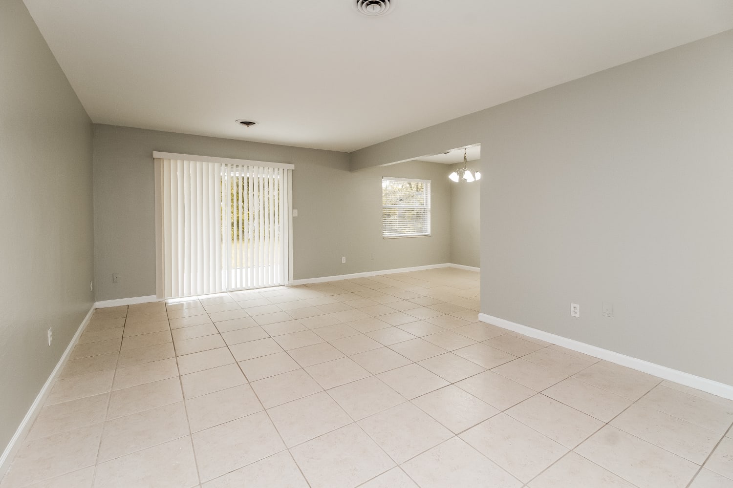 3362 Bougainvillea Dr photo 4