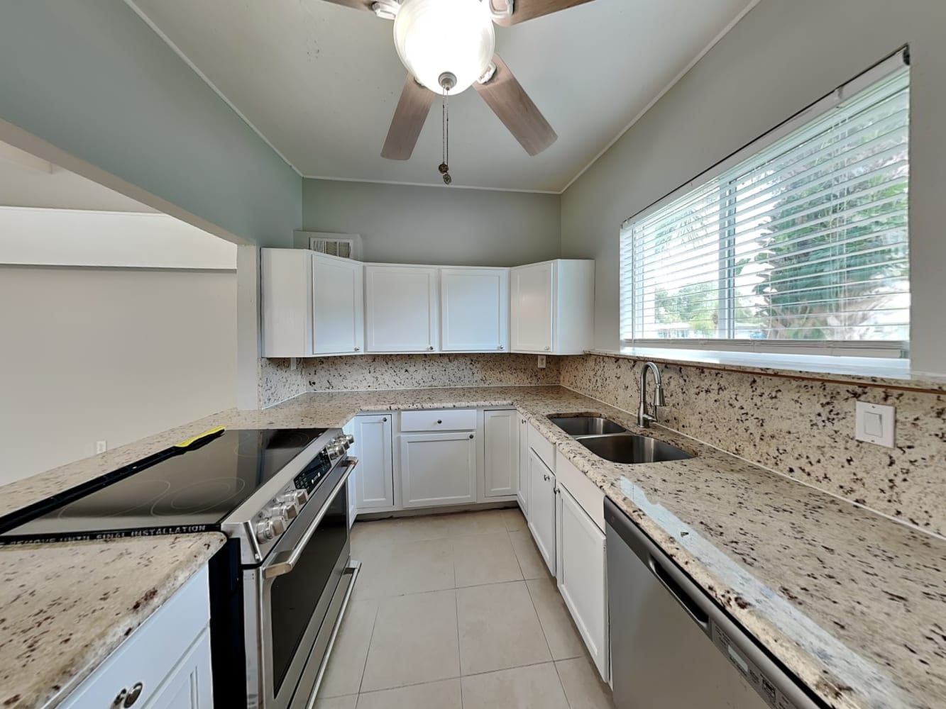 339 Pearl Ave photo 5