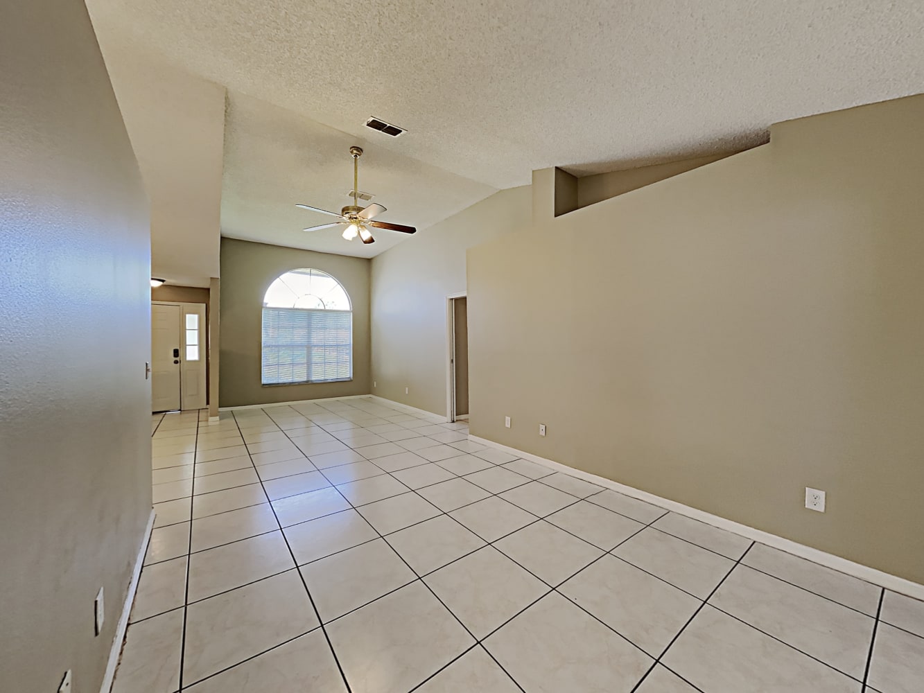 3450 Hawkin Dr photo 4