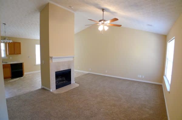 387 Scenic Ln photo 3