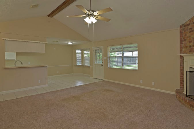 3902 Paulette Dr photo 4