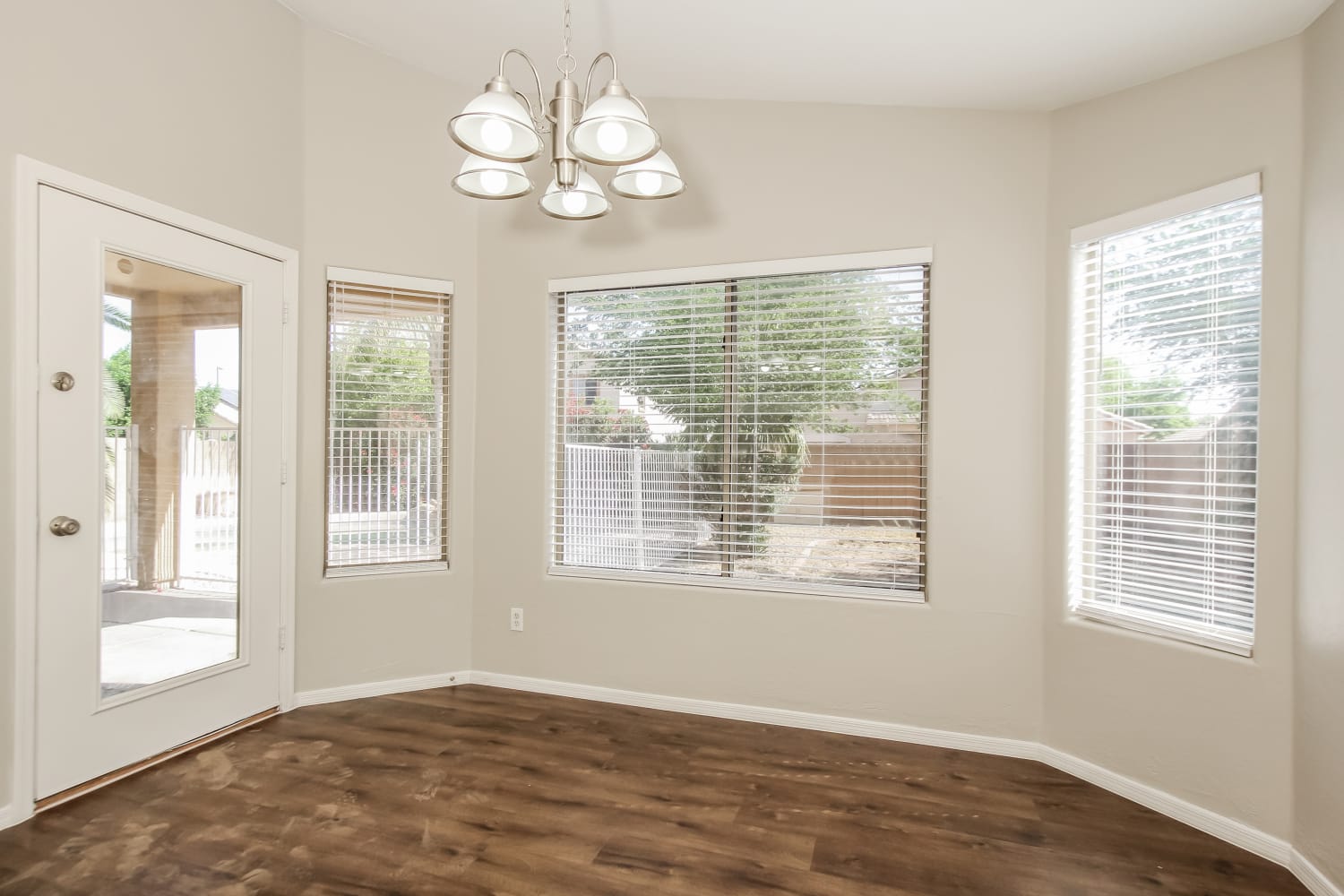 3352 E Chickadee Road photo 5