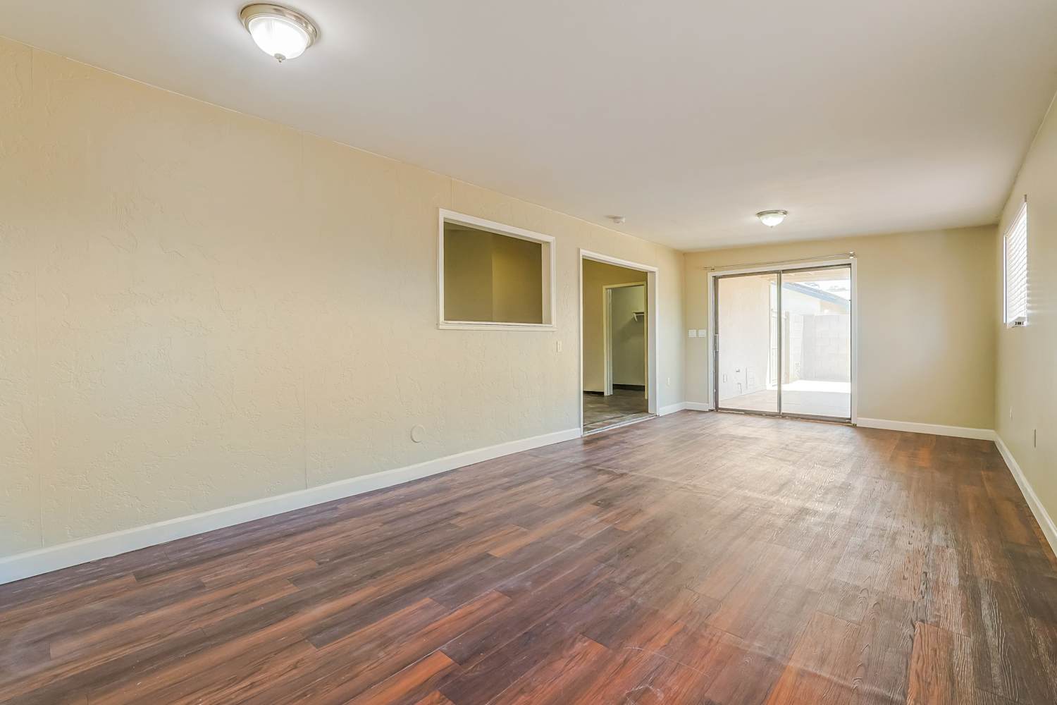 1417 W Curry St photo 5