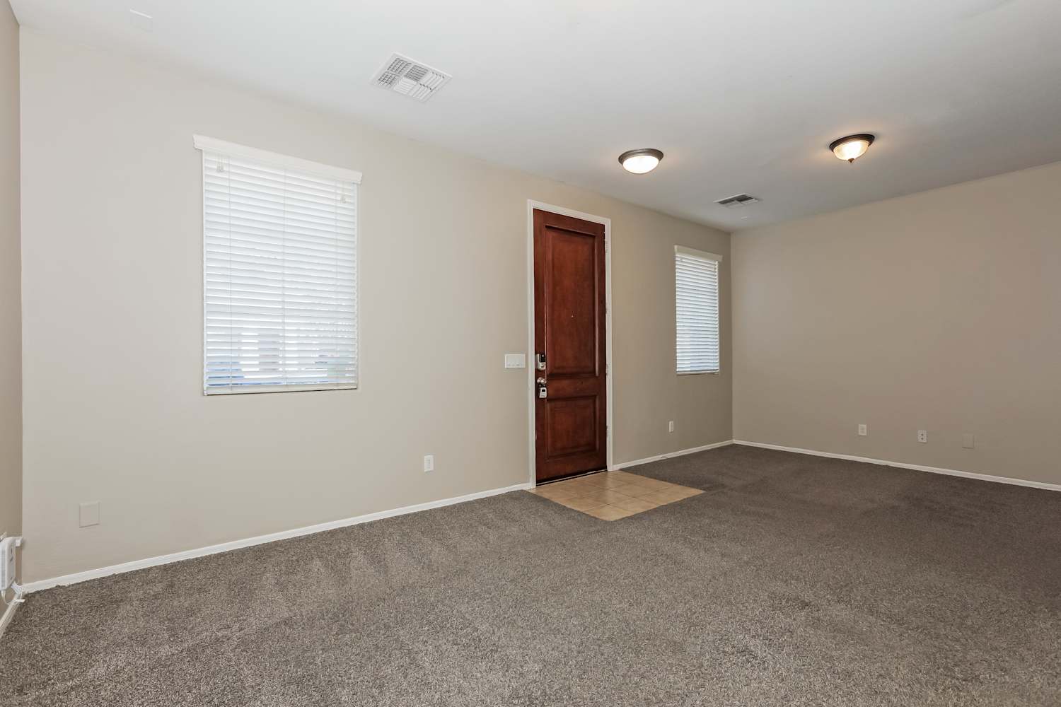 10041 E Impala Ave photo 5