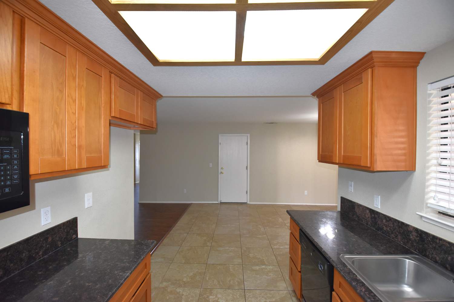1355 Colfax Dr photo 3