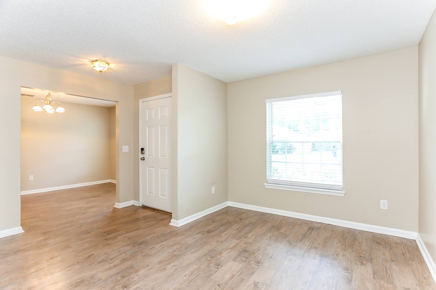 10939 Apple Blossom Trl E photo 4