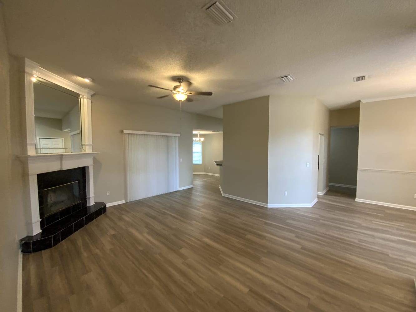 3013 Bluejack Ct photo 2