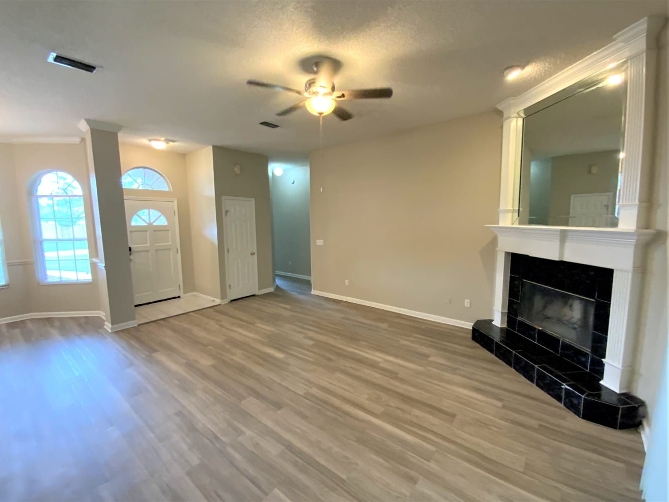 3013 Bluejack Ct photo 3