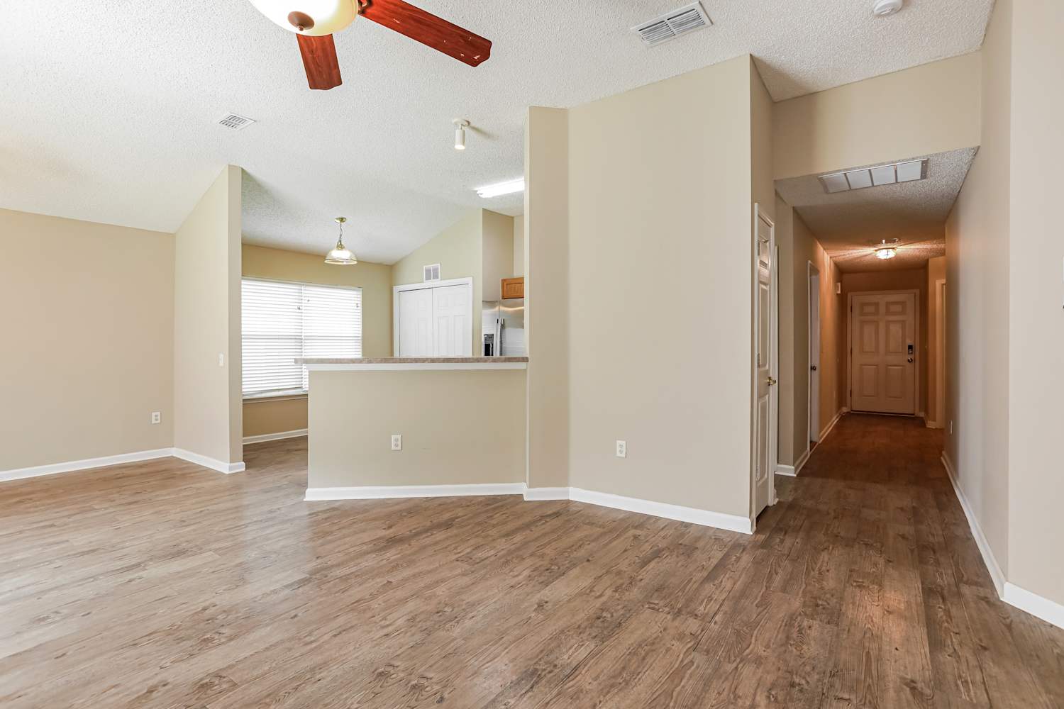 3513 Whisper Creek Blvd photo 5