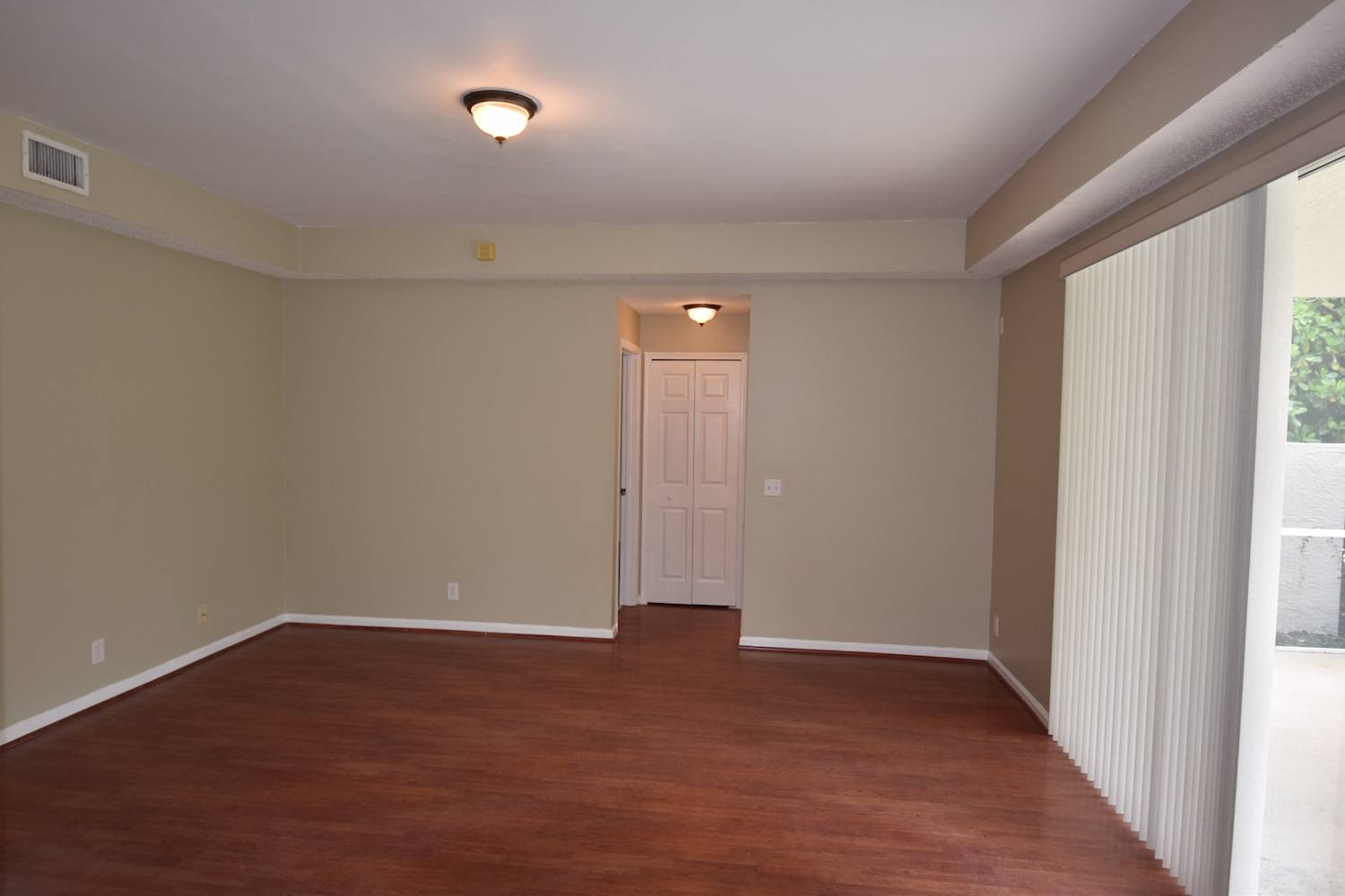 15062 Oak Chase Ct photo 3