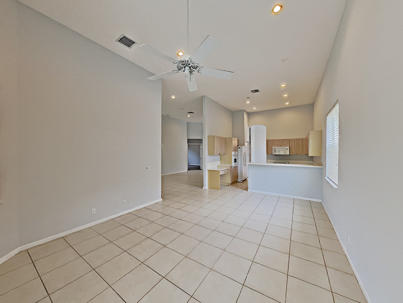 213 Palm Cir photo 3