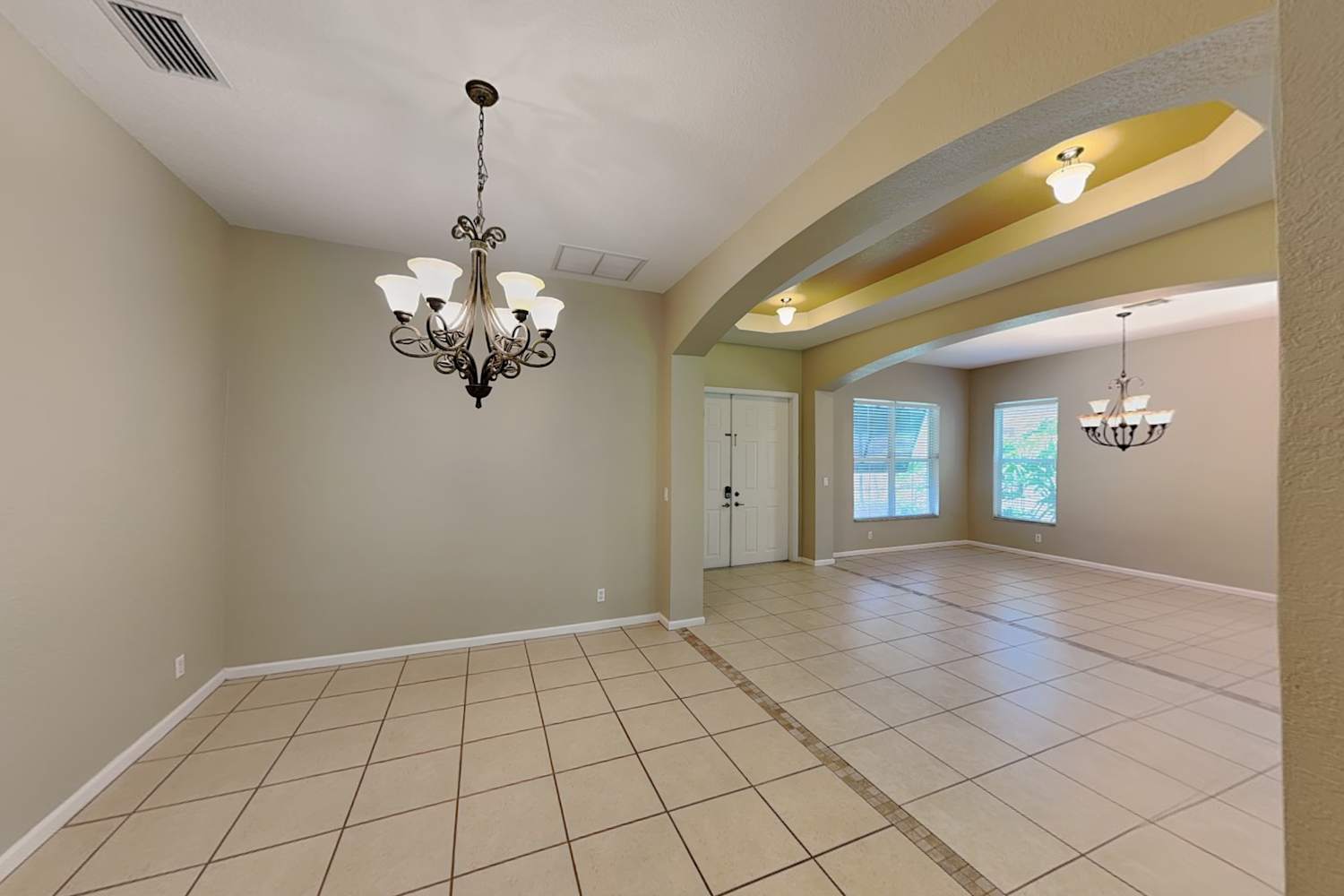 135 Palm Beach Plantation Blvd photo 3