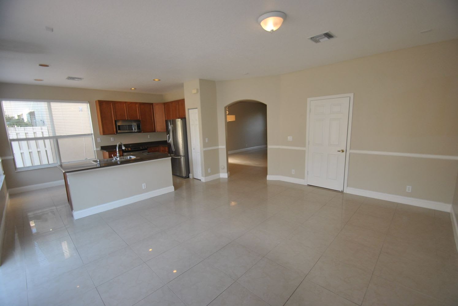 4238 Lake Tahoe Cir photo 3