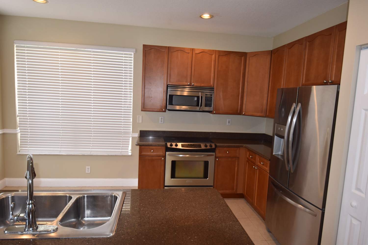 4238 Lake Tahoe Cir photo 4