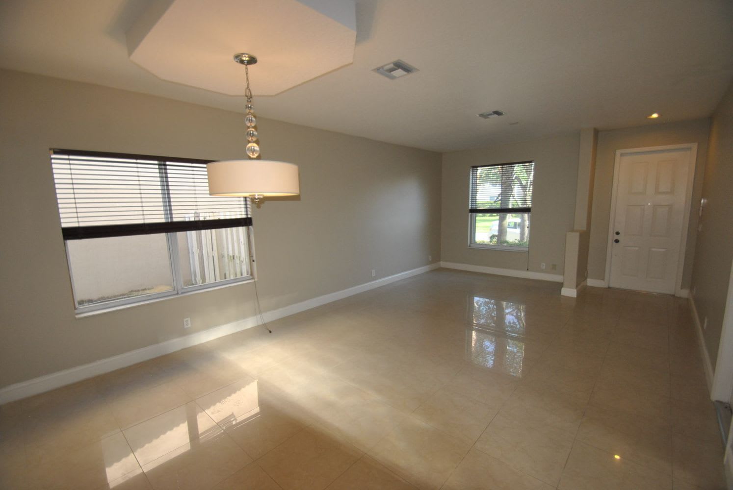 4238 Lake Tahoe Cir photo 2