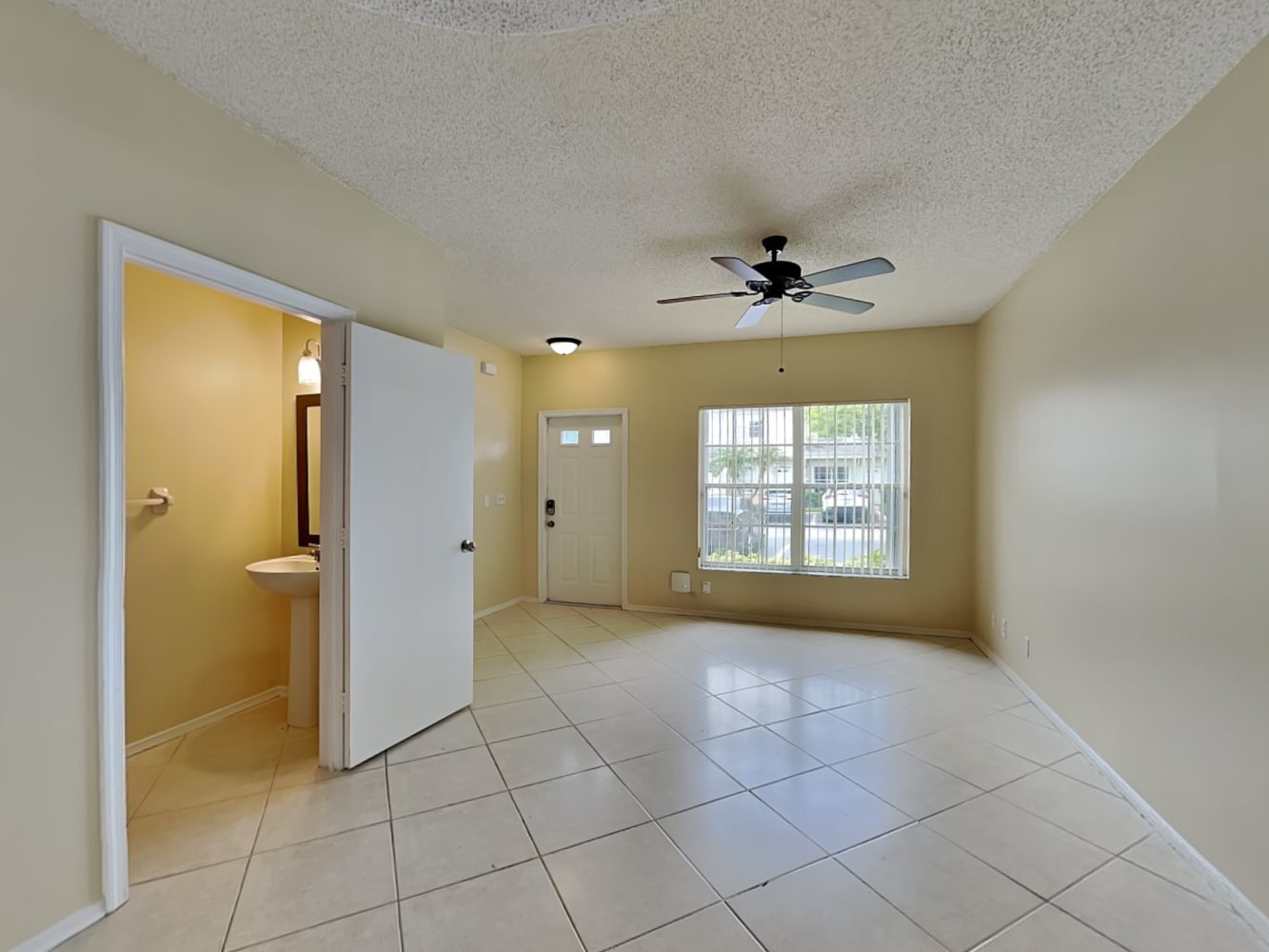 52 Simonton Cir photo 5