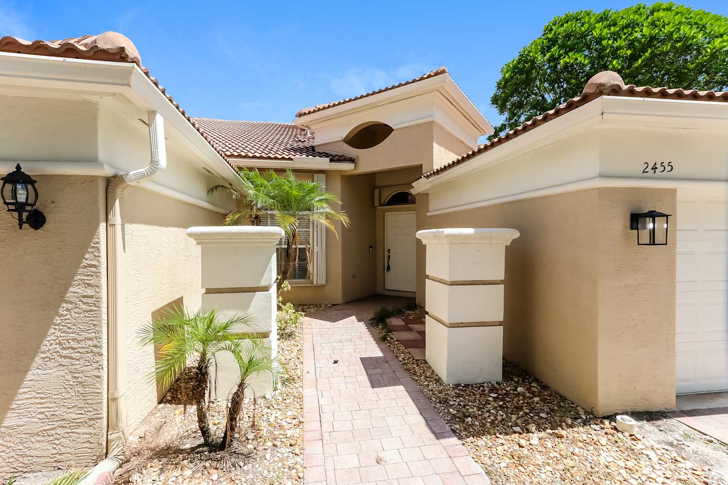 2455 Sandy Cay photo 4
