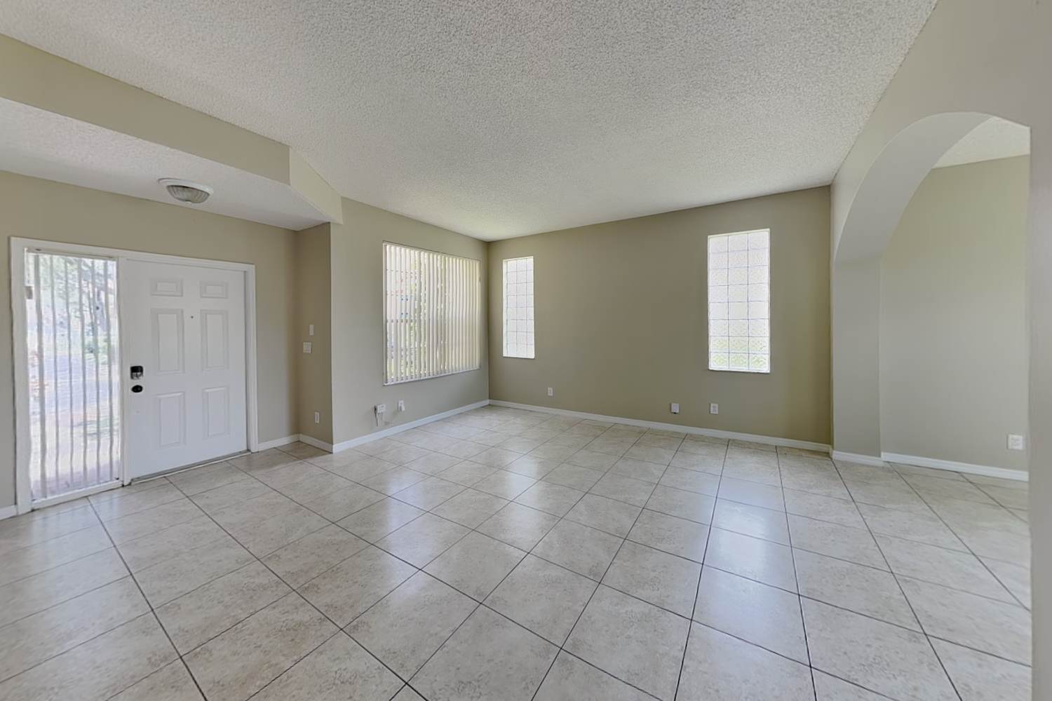 16203 Opal Creek Dr photo 5