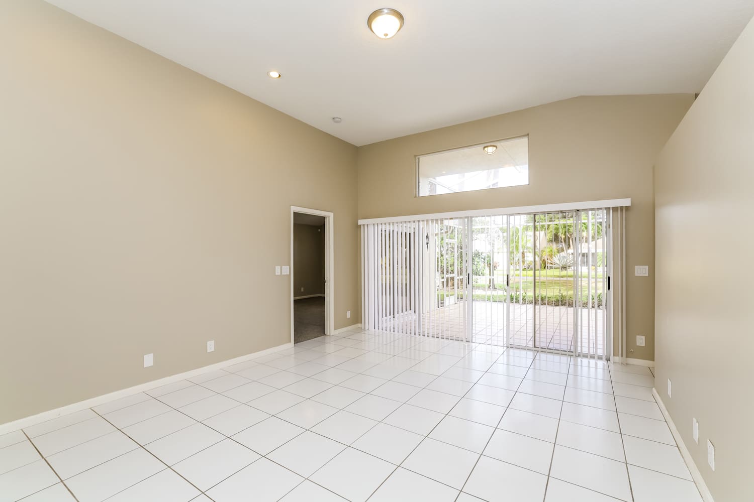 7664 Stirling Bridge Blvd N photo 4