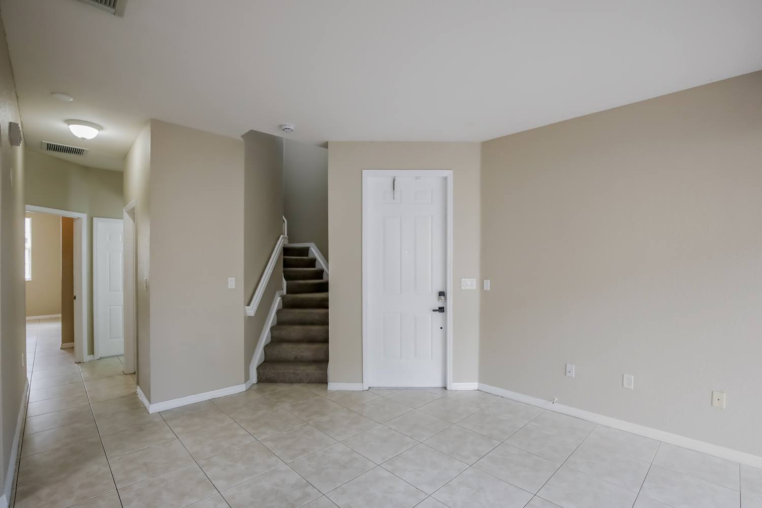 15307 SW 119th Ter photo 4