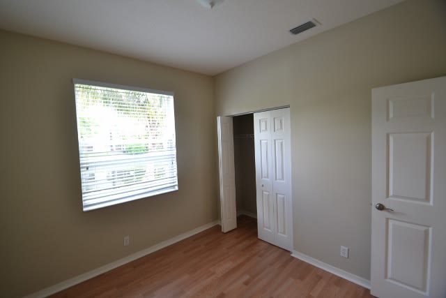 1702 Pierside Cir photo 5